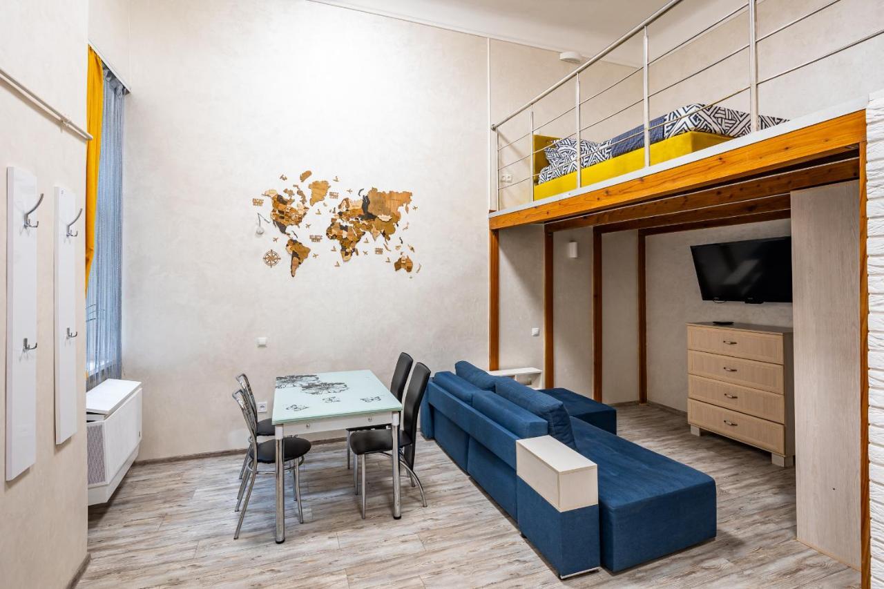 Apartment On Kovzhuna Street Lviv Exterior photo